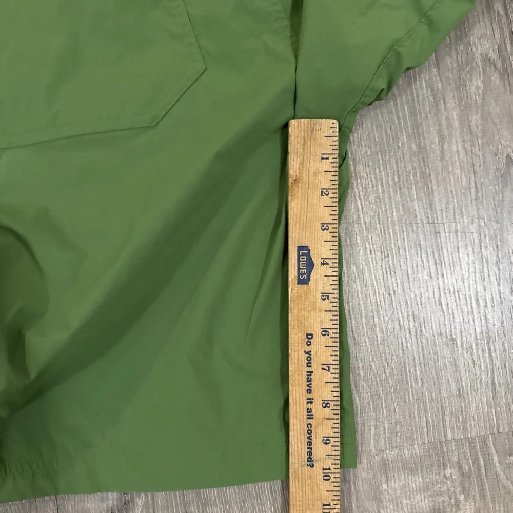 Stio Shorts Mens 38 Green 10 Inch Hiking Walking Lightweight Zip Pockets Outdoor